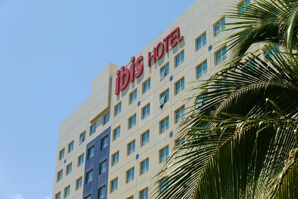 Ibis Salvador Rio Vermelho Exterior foto